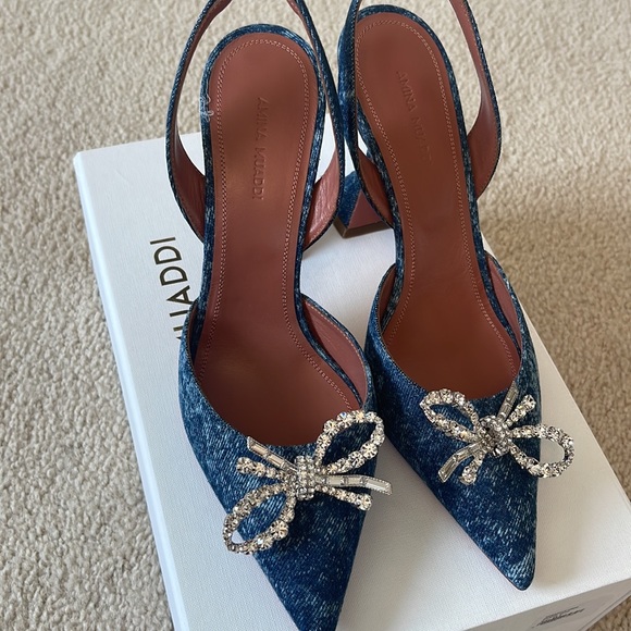 Amina Muaddi Rosie Pointed Toe Denim Slingback Pump Size 39.5 brand new - Picture 4 of 10